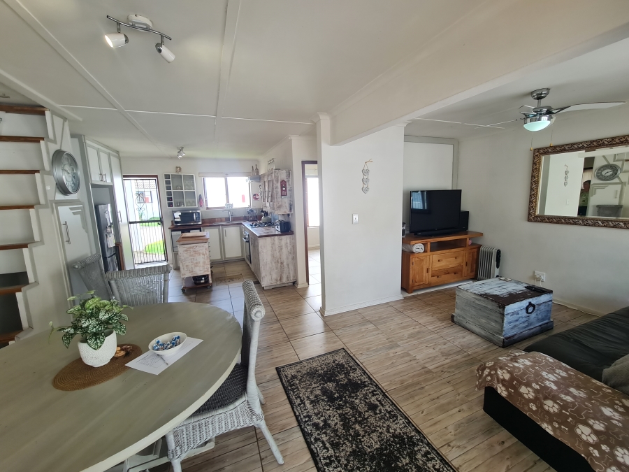2 Bedroom Property for Sale in Paradise Beach Eastern Cape